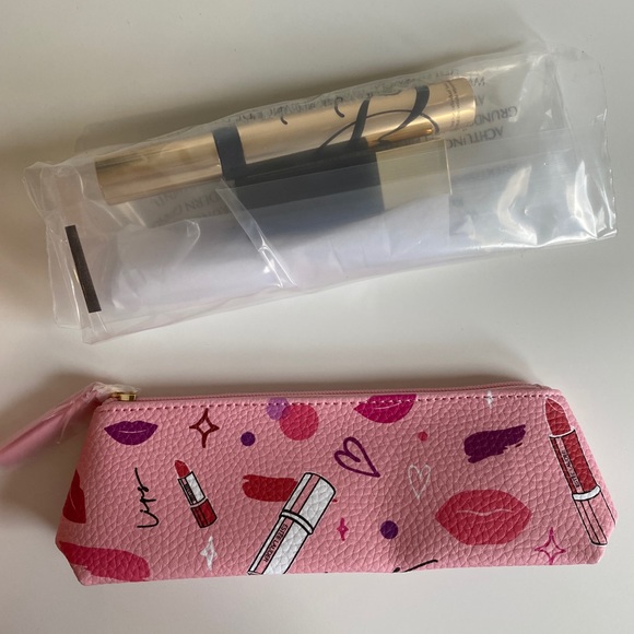 Estēe Lauder Sultry Nude Lips kit - Picture 3 of 4